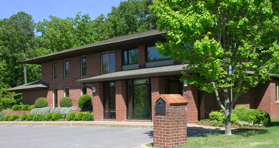 Cloud Family Dental office building on Cantrell Road in west Little Rock