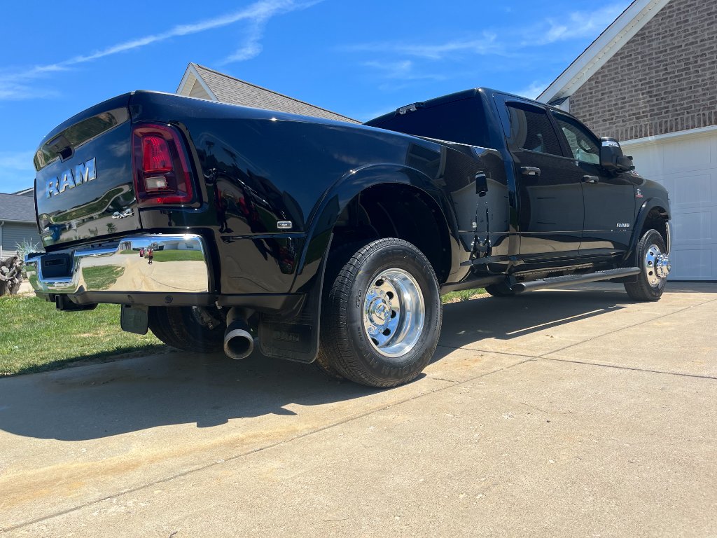 RAM 3500 Dually Detail