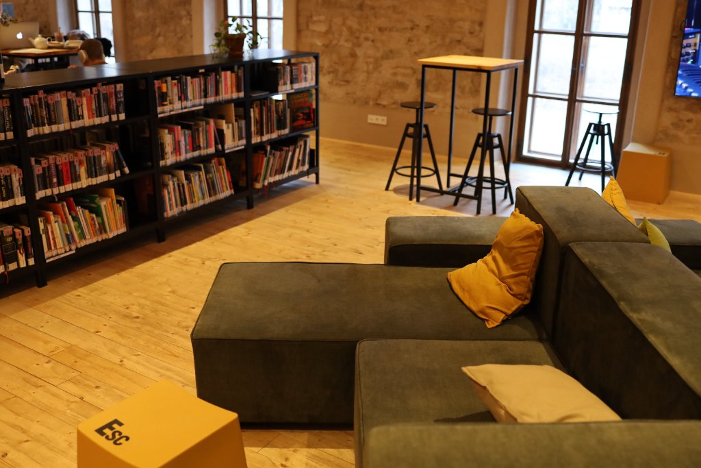 Velký Mlýn — Café Library IV