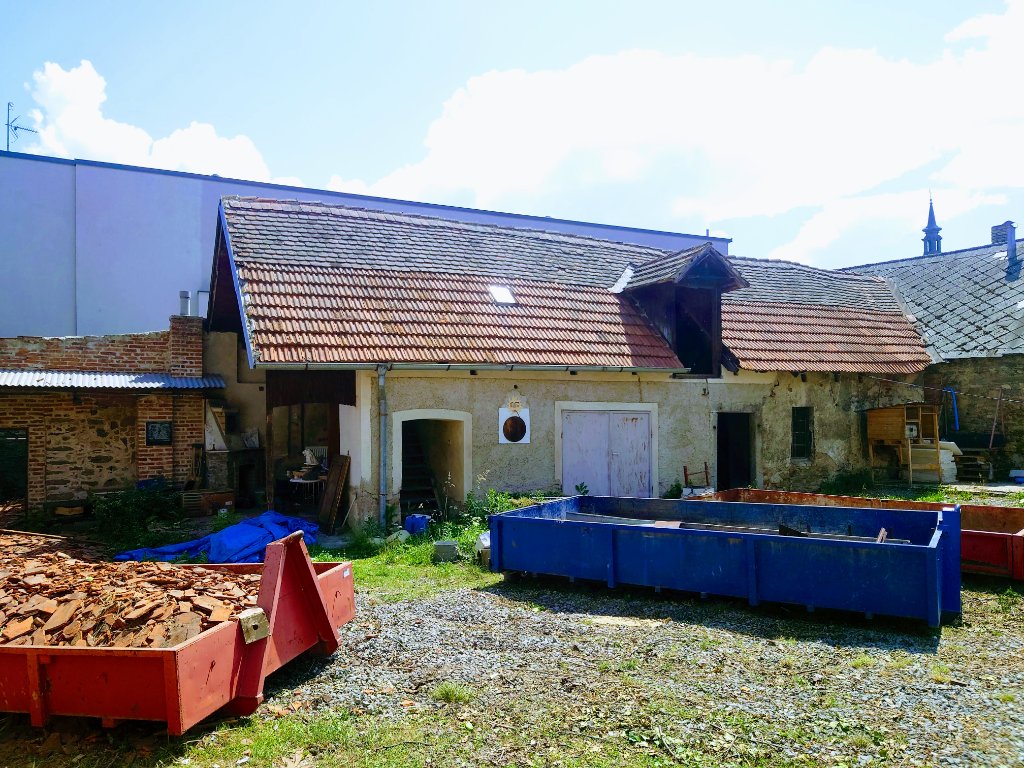 Barn Villa Votice — Wood Deck
