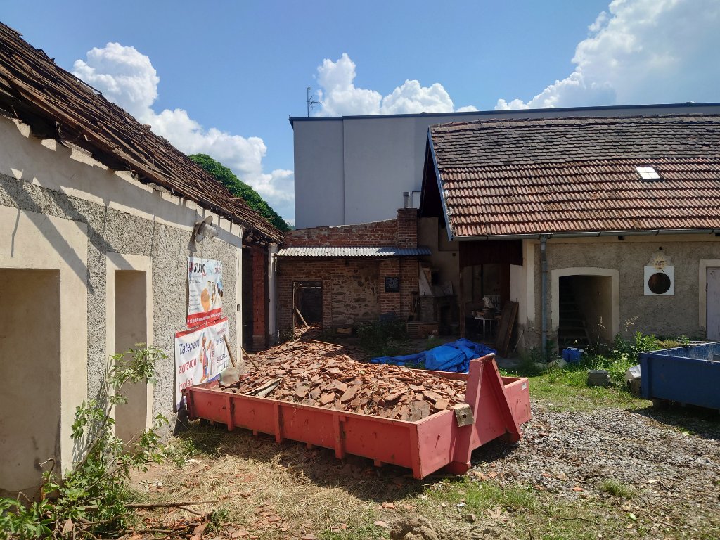 Barn Villa Votice — Demolition