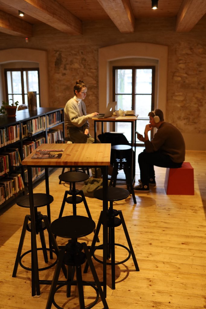 Velký Mlýn — Café Library VI