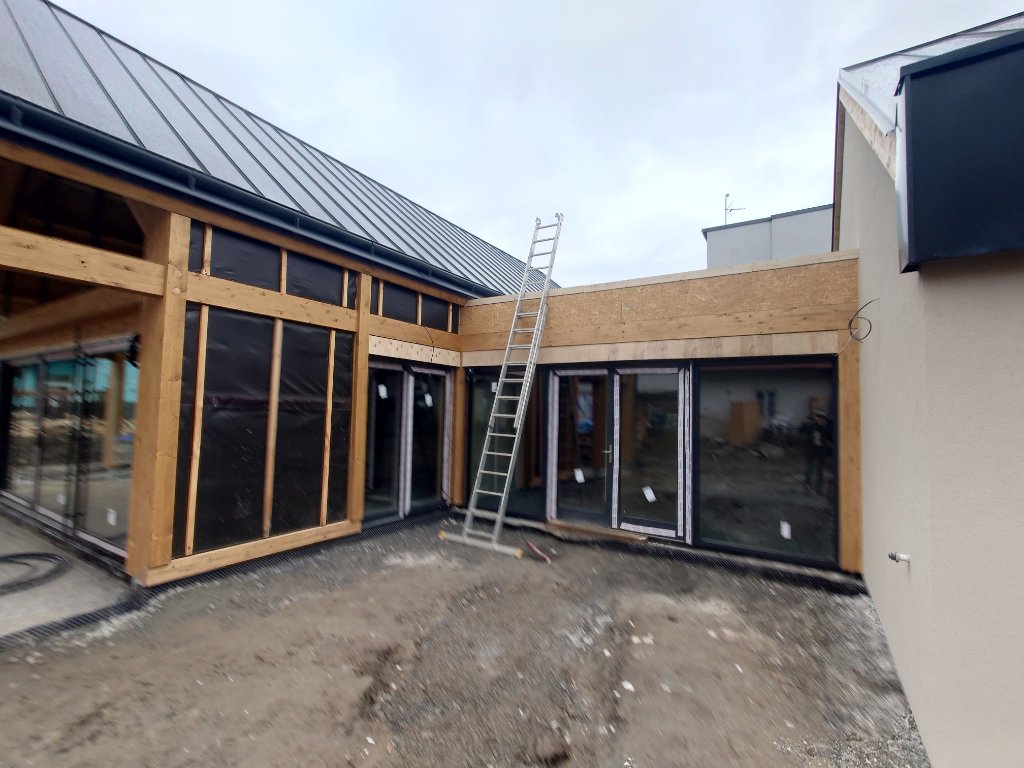 Barn Villa Votice — Gable Glass Front