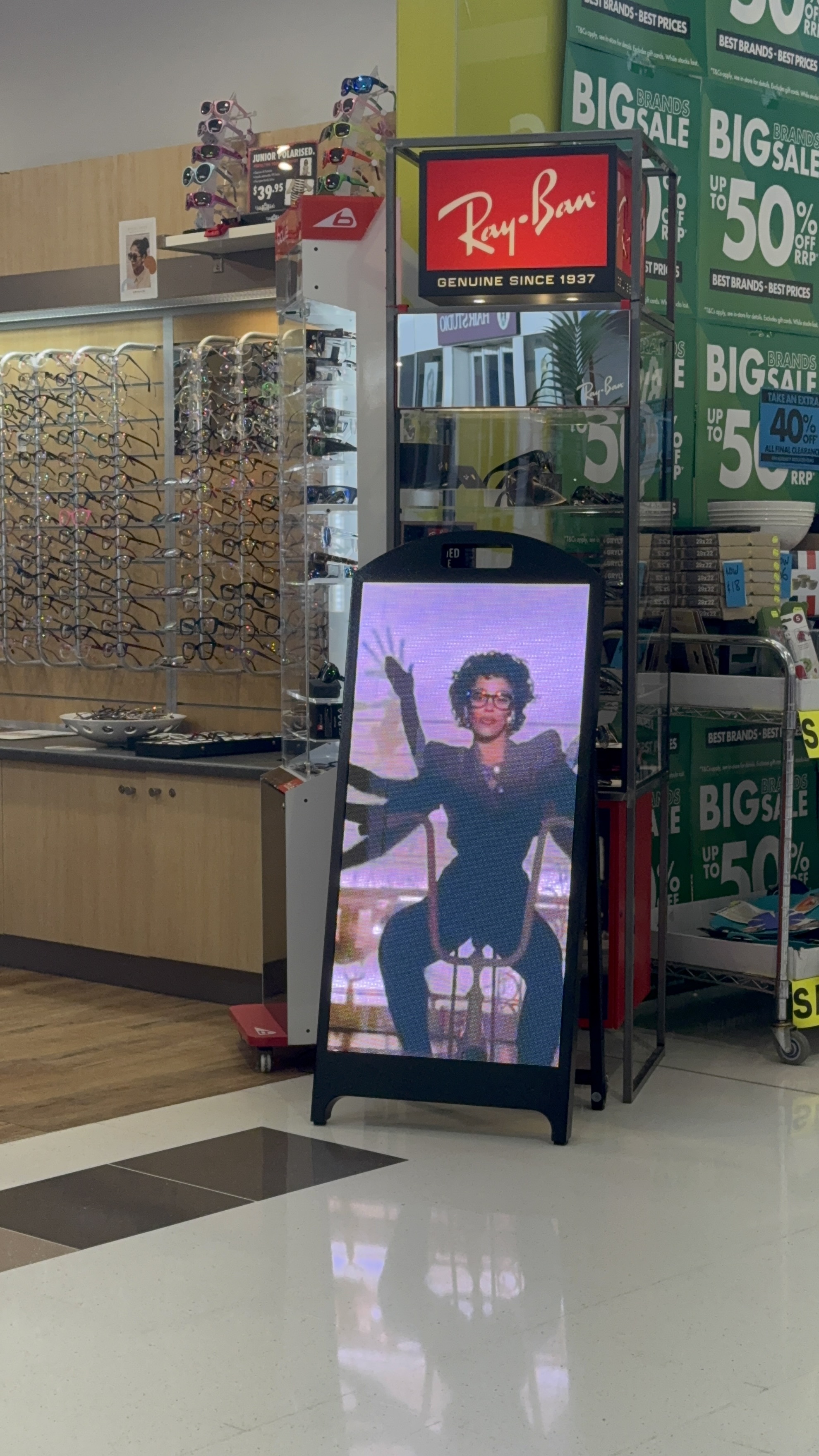 Optical Store