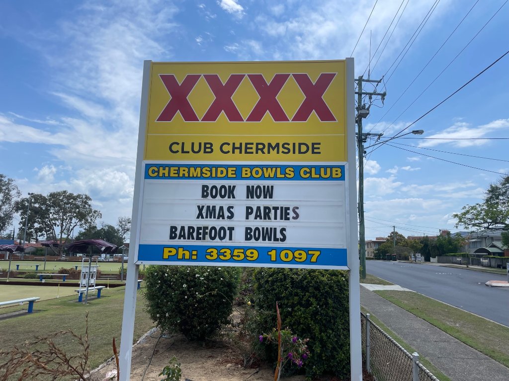 Before — Before and after LED sign upgrade in Chermside, Brisbane by Neomax