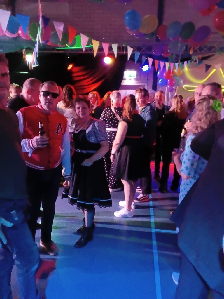 Feestje in het dorp
