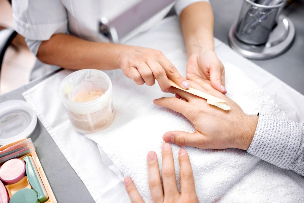Golden manicure