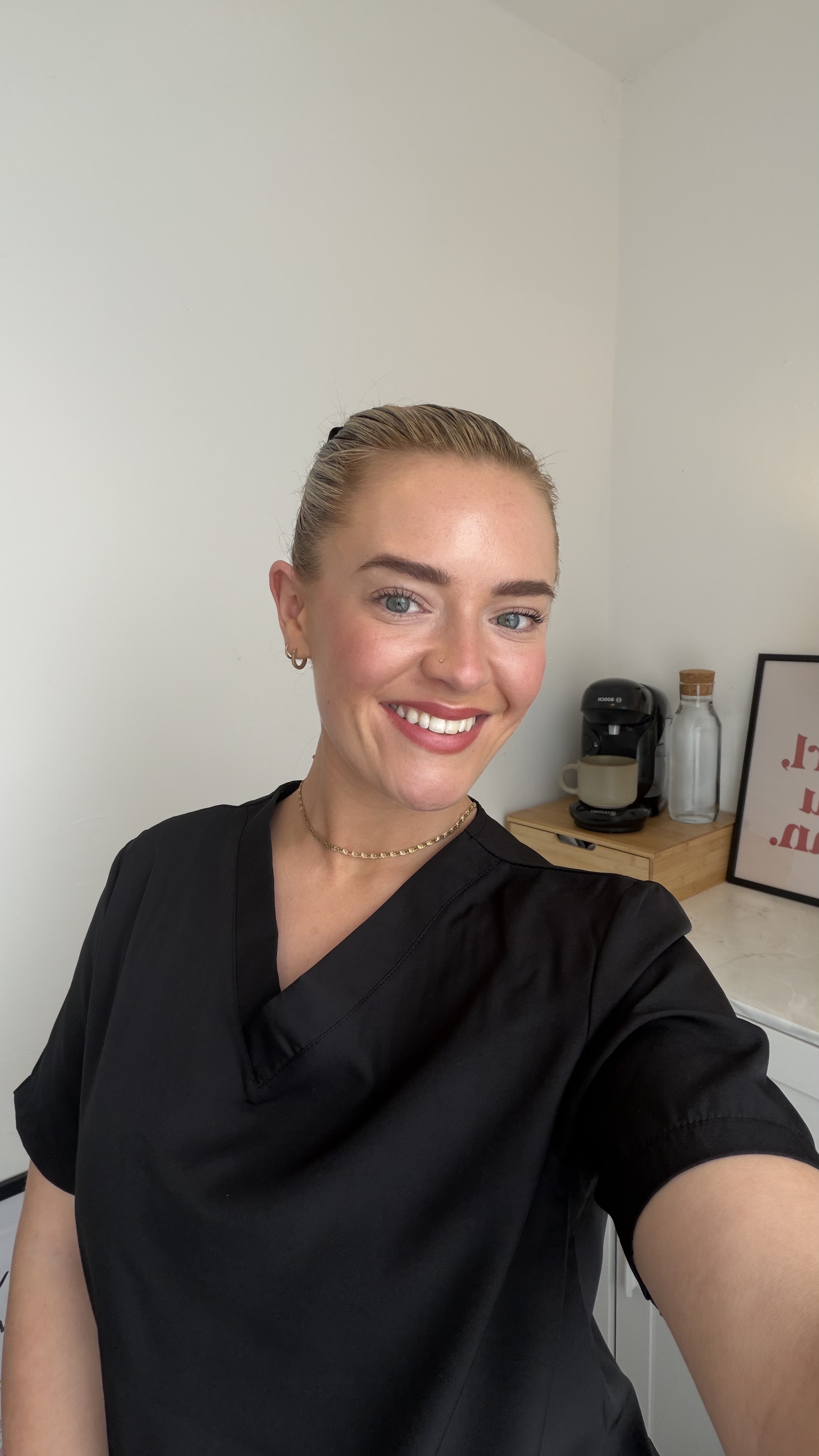 Semi-permanent makeup artist at work in a luxury studio