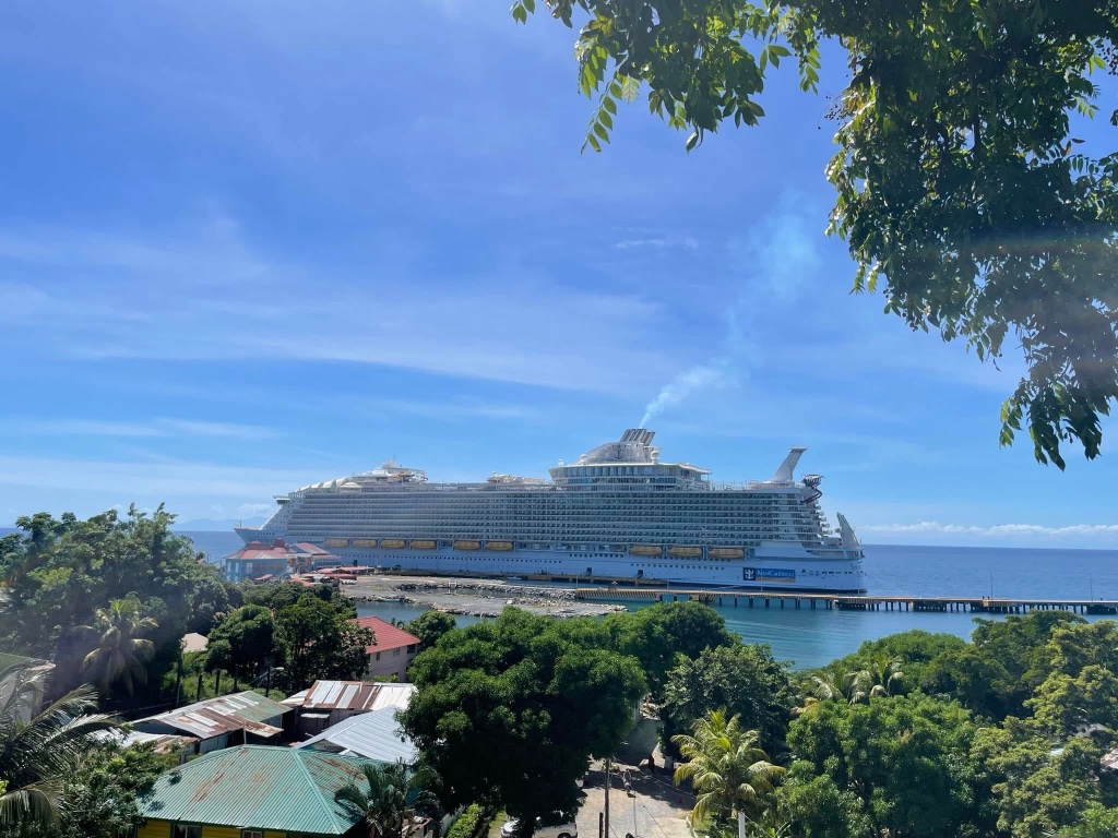 Roatán Sightseeing & Island Tour