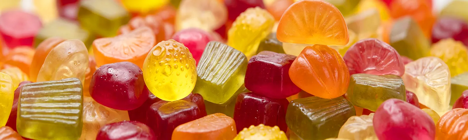 Fruit gummy candies