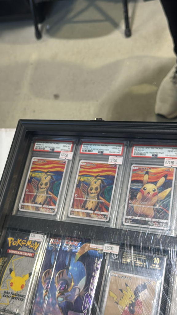 Card show gallery 8