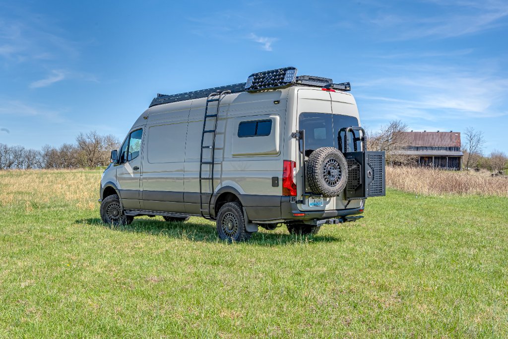 Roof Racks & Platforms