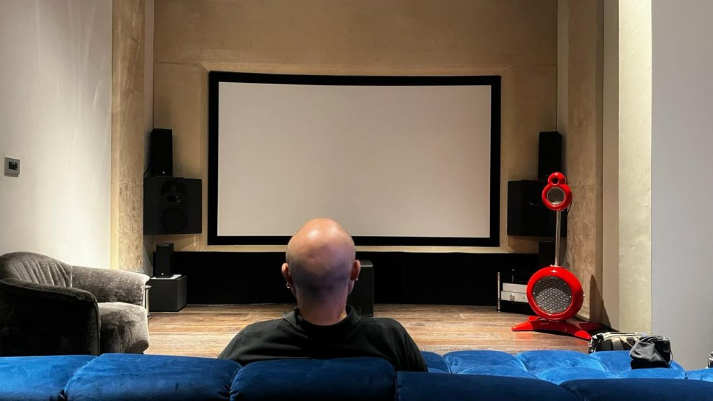 Home Theatre — Retail Showcase