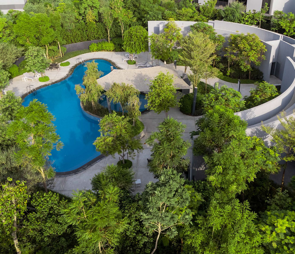 Private pool
