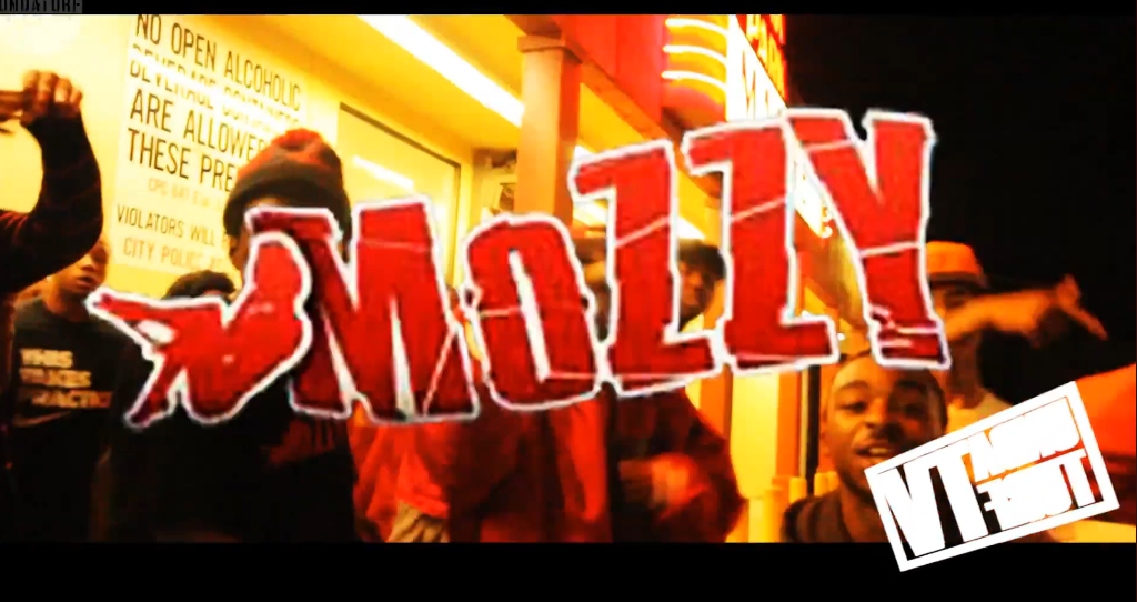 Molly · Street Movement
