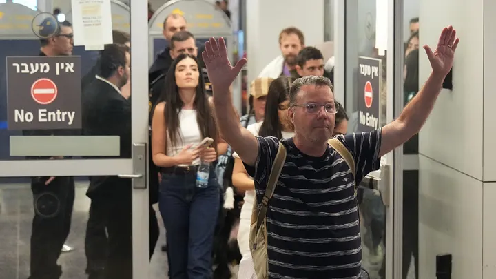 Passengers arriving in Israel after the flydubai incident