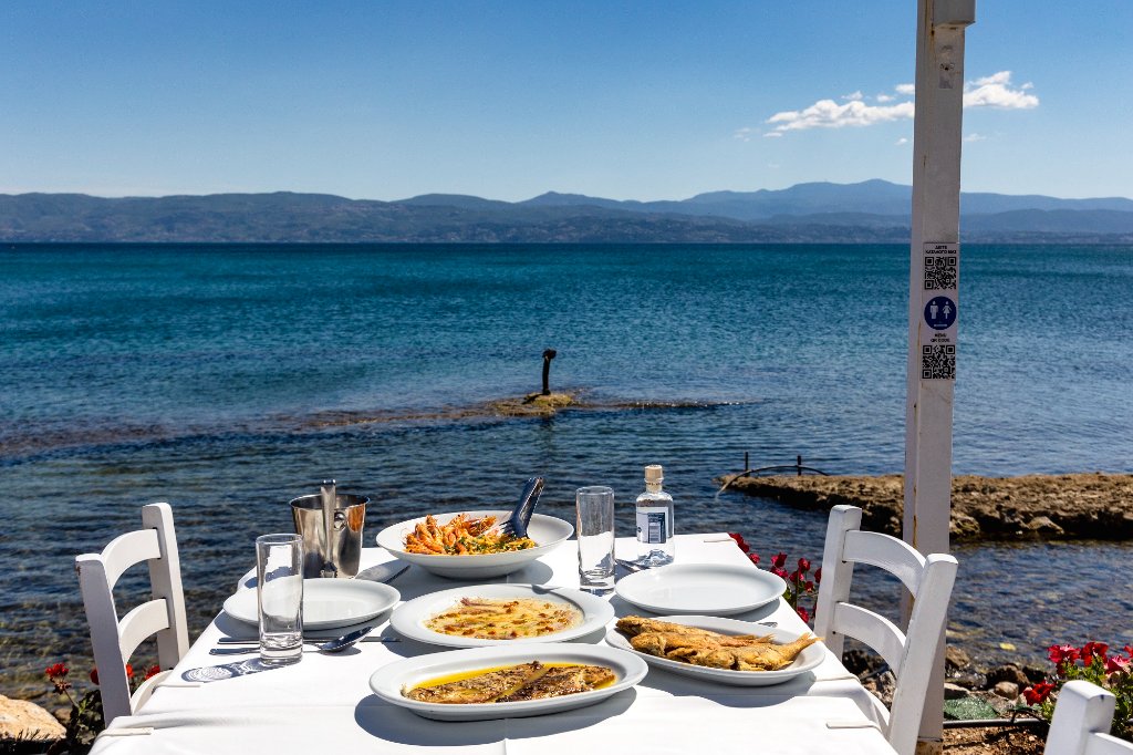 Οι καλύτερες παραδοσιακές ταβέρνες στην Εύβοια: Οδηγός