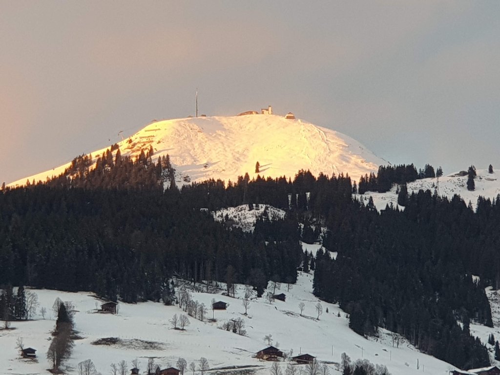 Ski Holiday 25