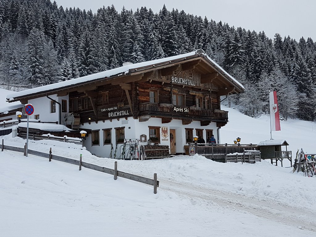 Ski Holiday 15