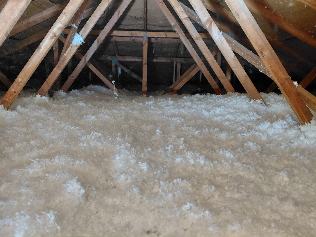 Chantier isolation combles perdus Wallonie - Isolint expert depuis 15 ans
