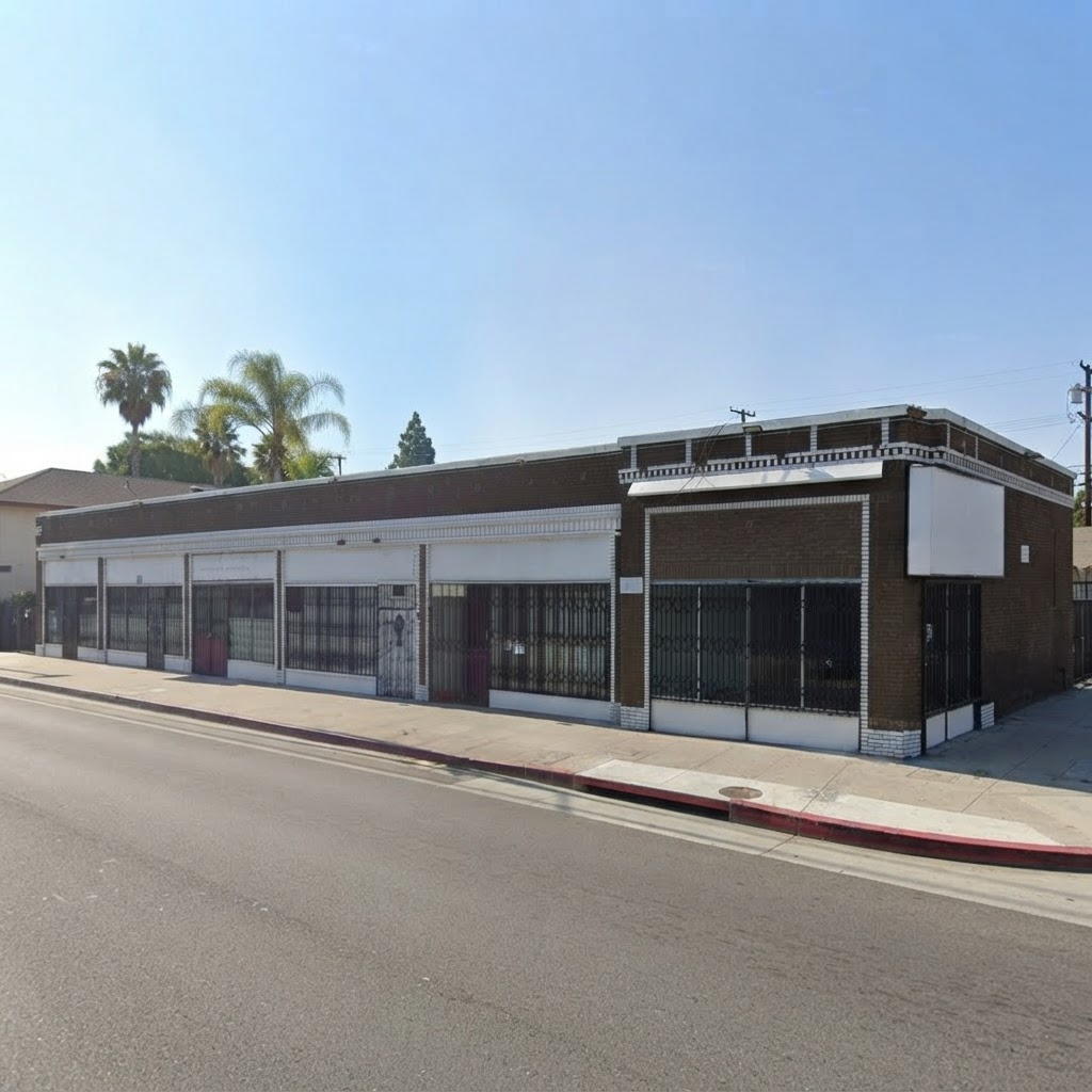 3270 W Pico