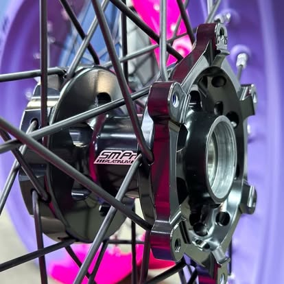 Black Hub