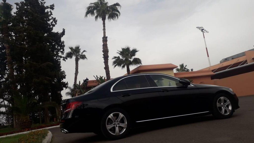 Mercedes E-Class — Vue Latérale Marrakech