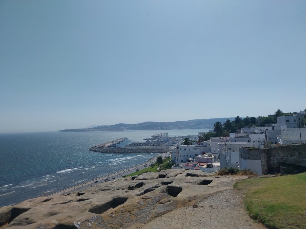 Tanger — Vue sur le Port & la Méditerranée