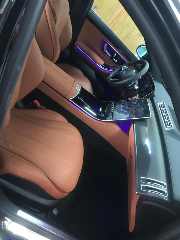 Mercedes E-Class Sedan — Chauffeur Privé Marrakech