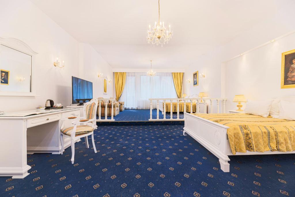 Aurelius Imparatul Romanilor 4* 2