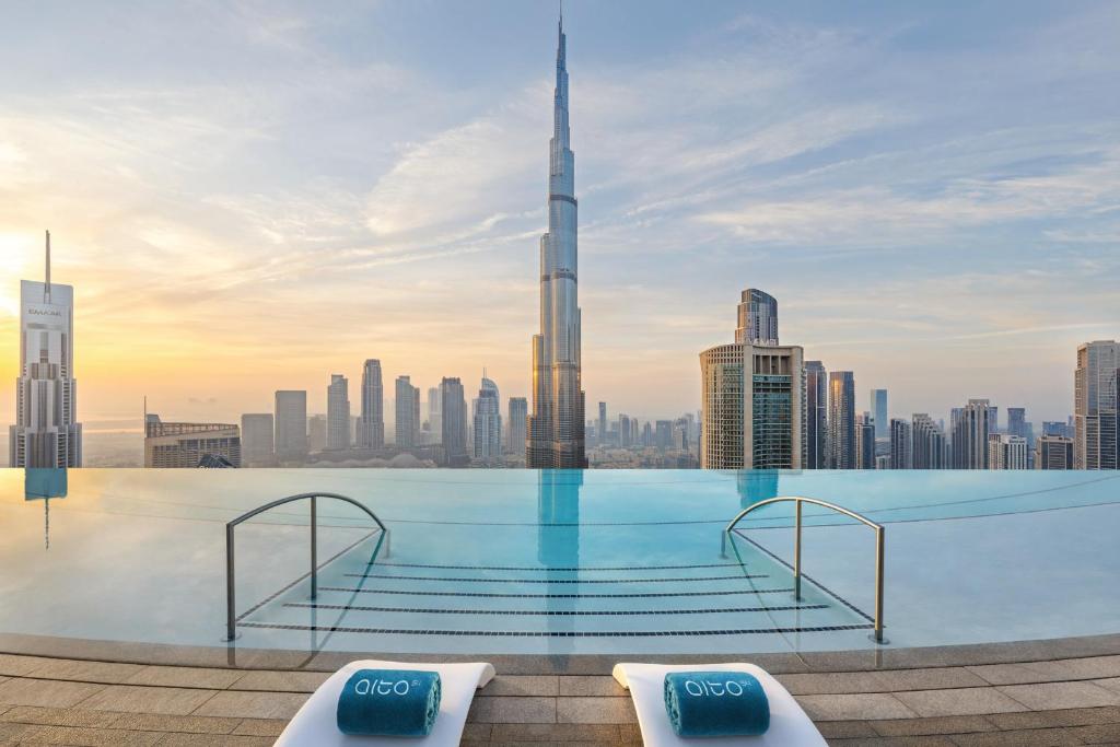 Dubai 6
