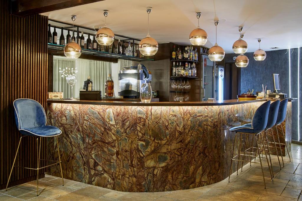 Hotel Kayus Bușteni 4* 5