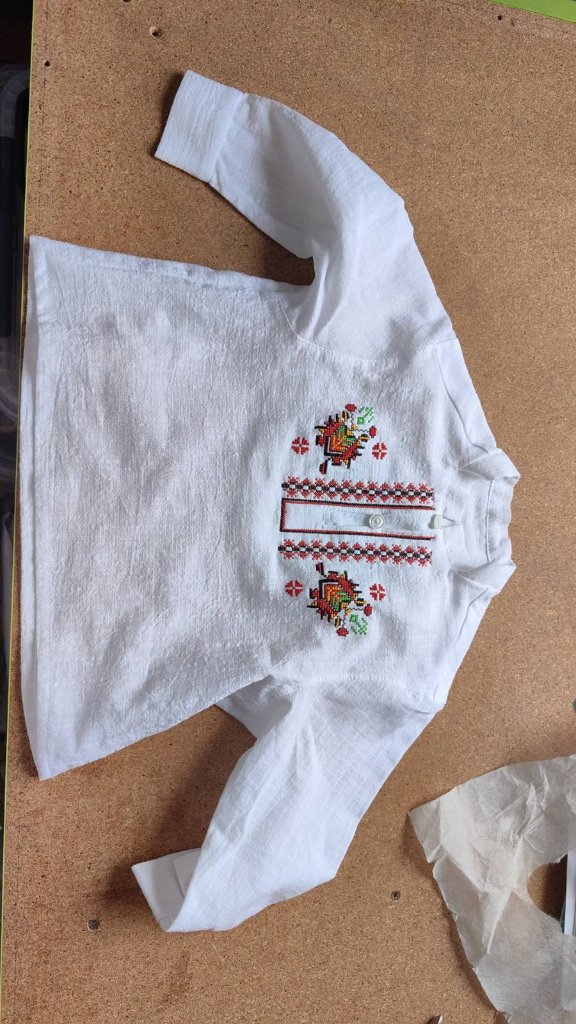 Риза с бродерия на шевици (Памук/Лен)