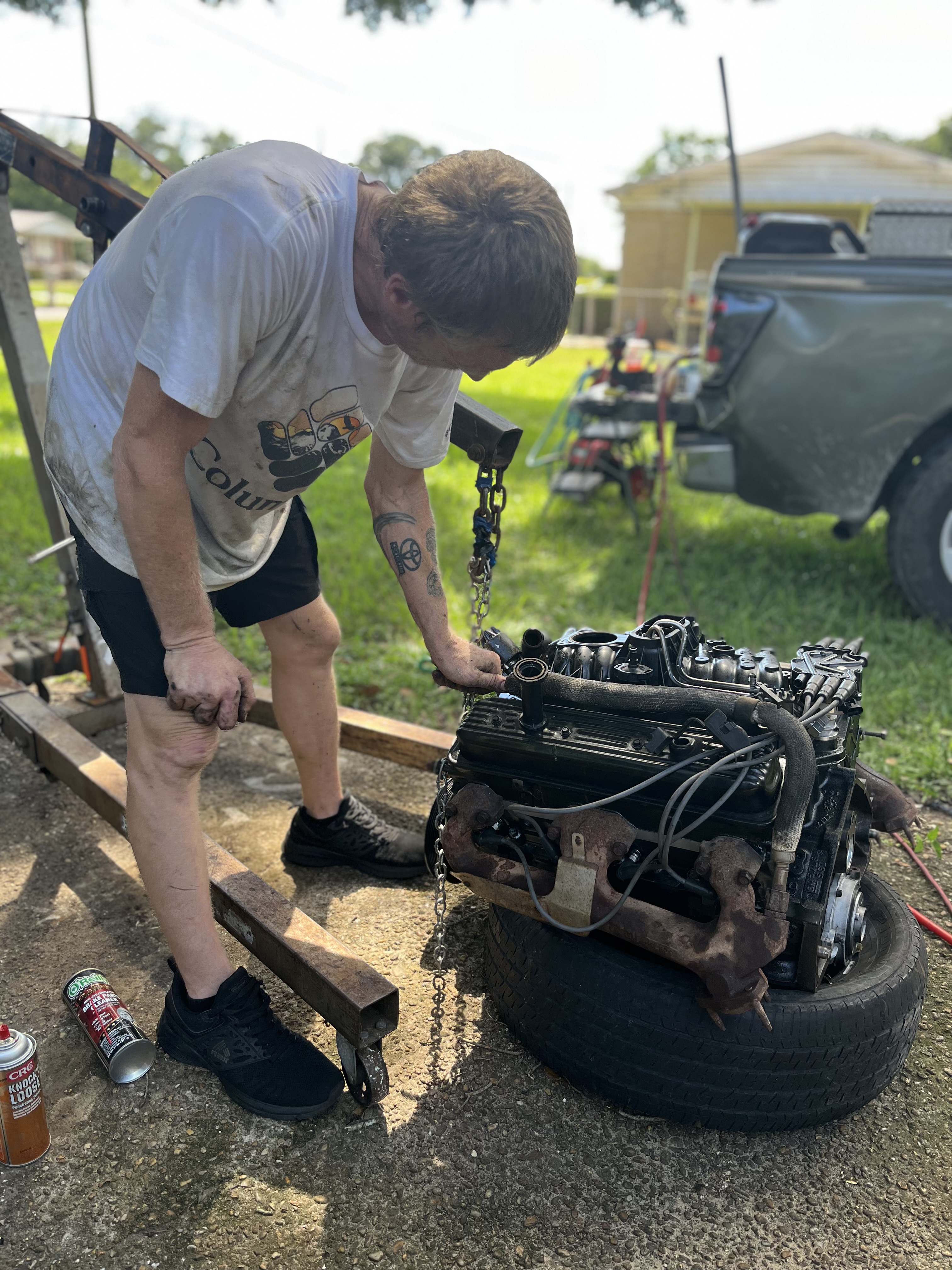 Motor Install — 98 Chevy Z71