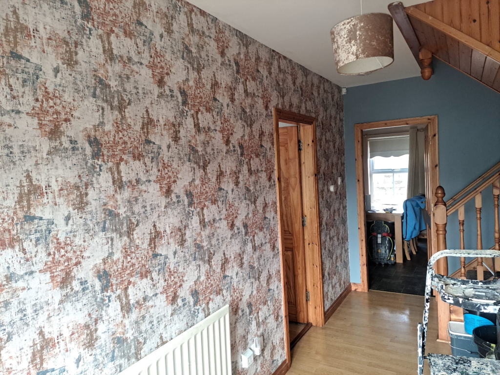 MC Decorating wallpaper project 7