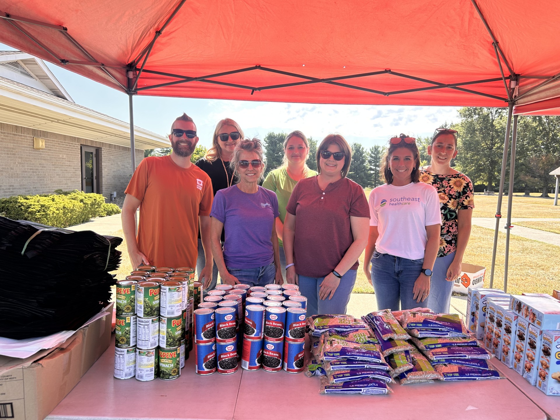 Foodbank Pop-Up Pantry food distribution table