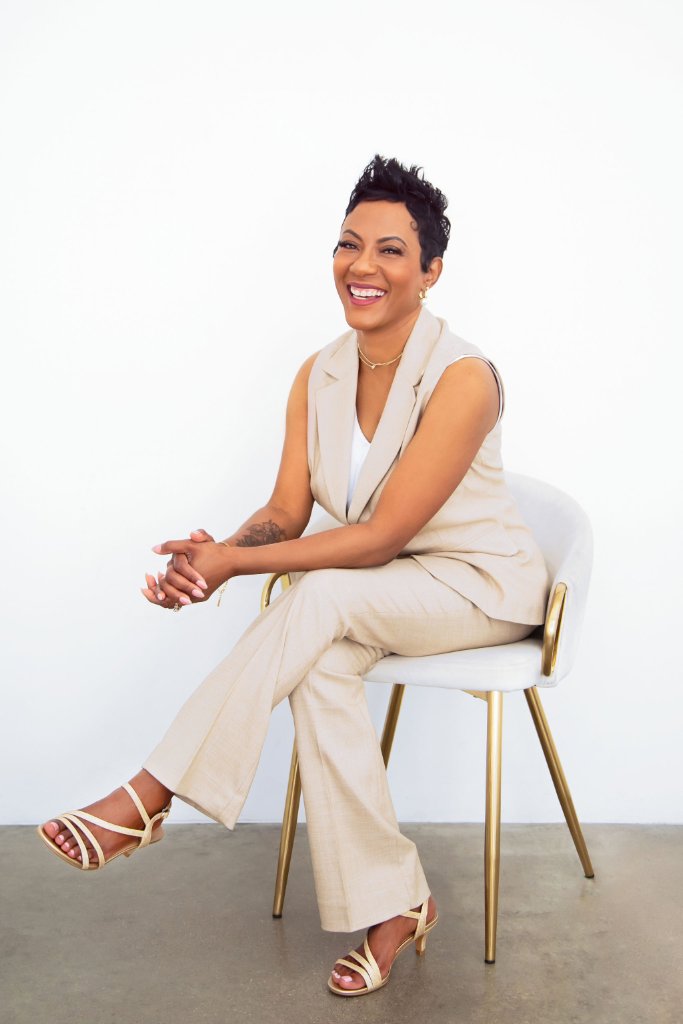 Tanya Smith, Digital Authority Strategist and speaker