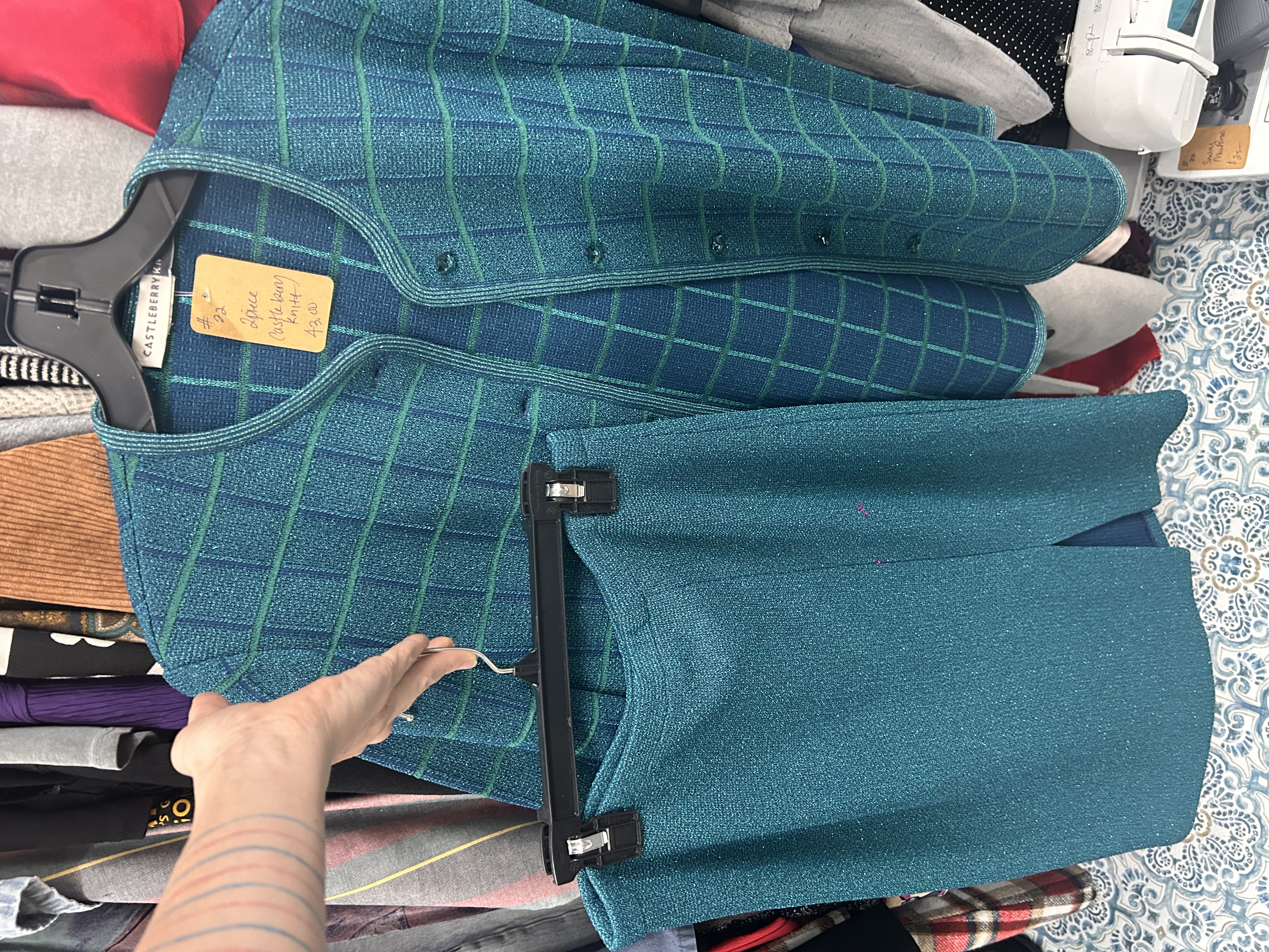 Castleberry  knits 2 piece suit 