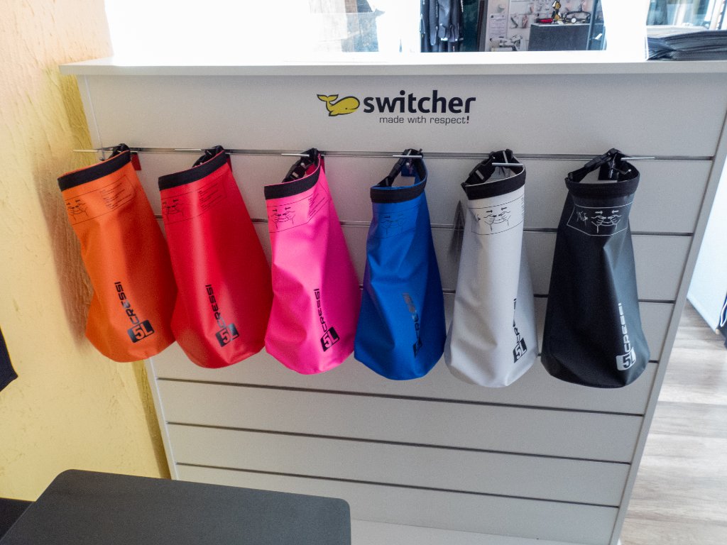Boutique Maui Diving - dry bags Cressi