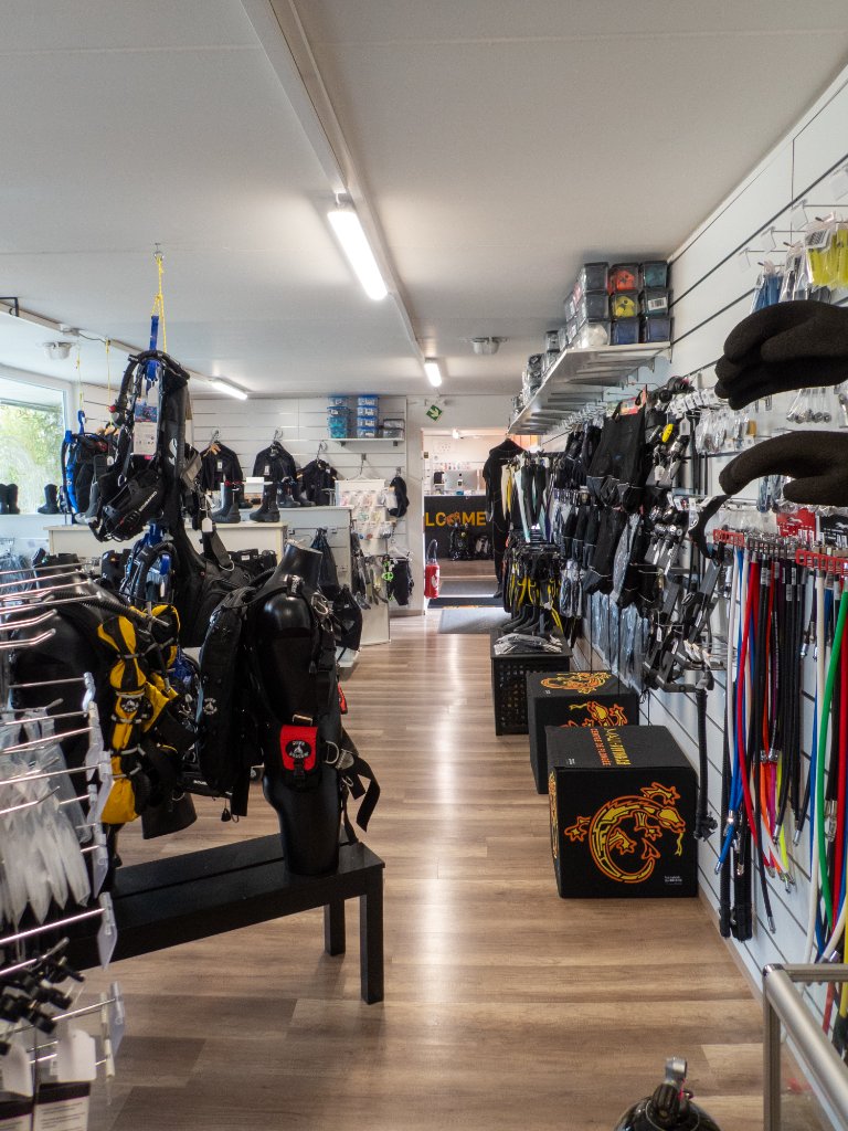 Boutique Maui Diving - vue magasin
