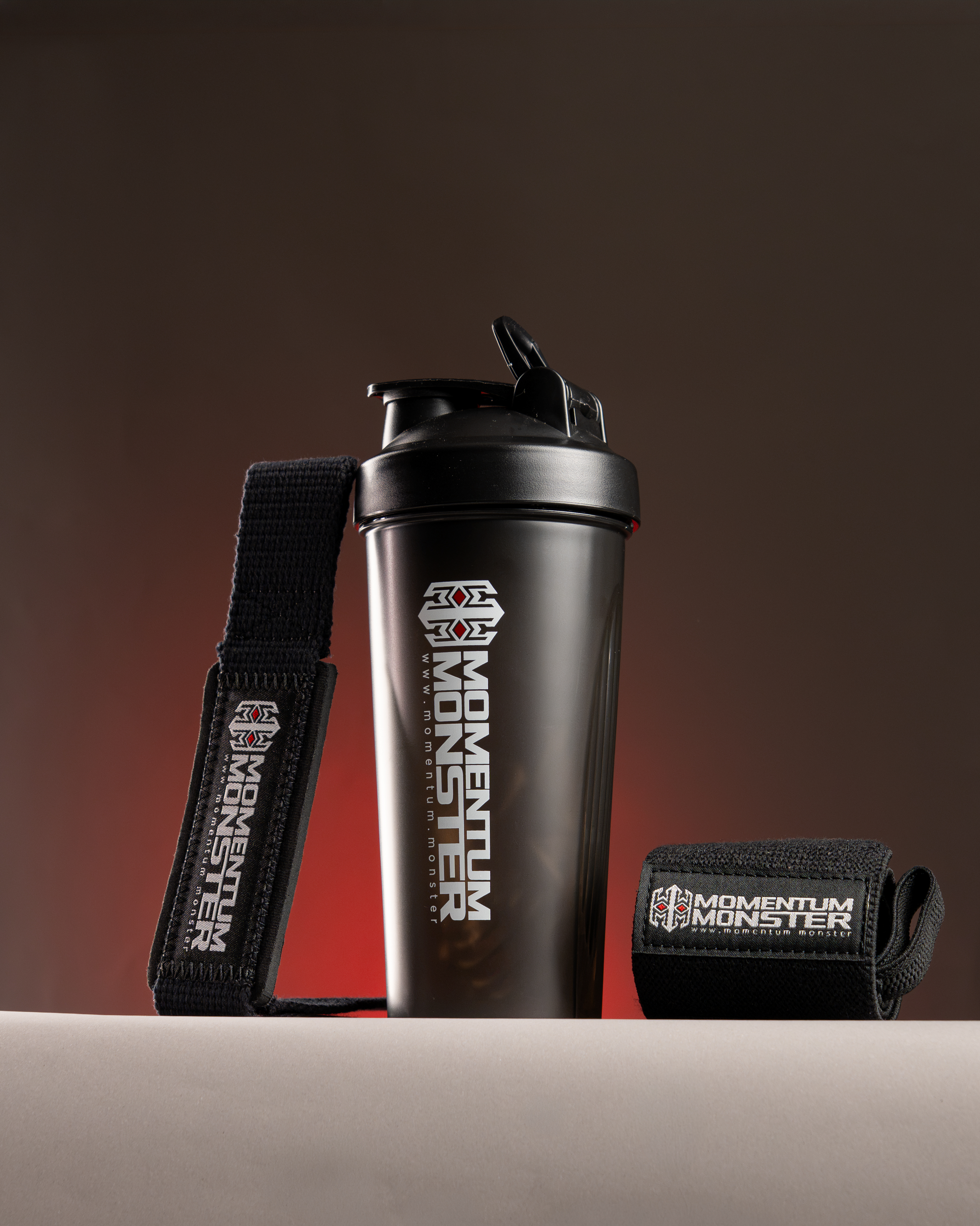 Monster Training Pack — Straps + Shaker + Muñequeras · Momentum Monster