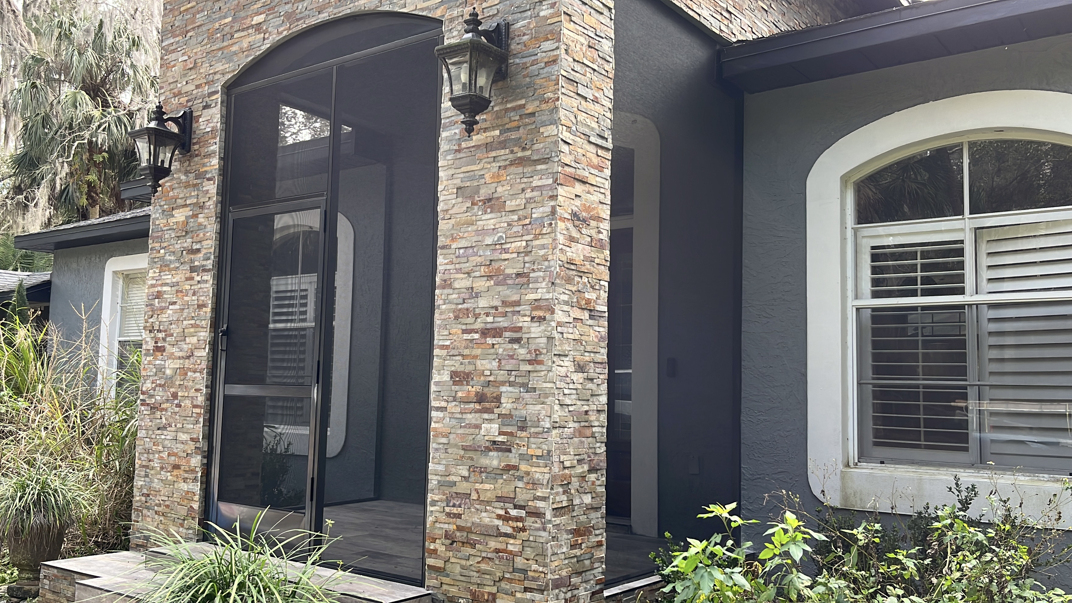 Screened porch — example for pool, patio, porch and lanai screen repair service in Seville, FL