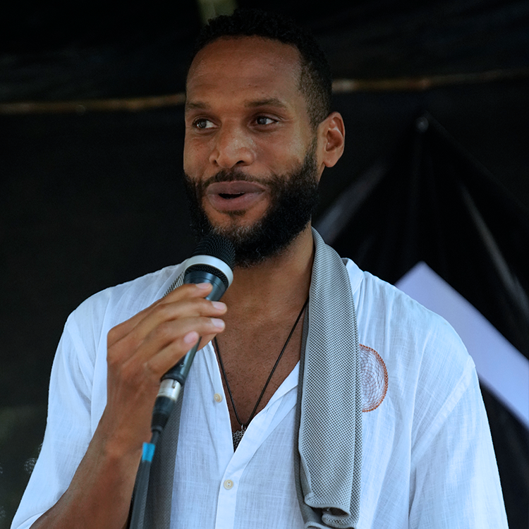 Founder of Secret Energy speaking to the community
