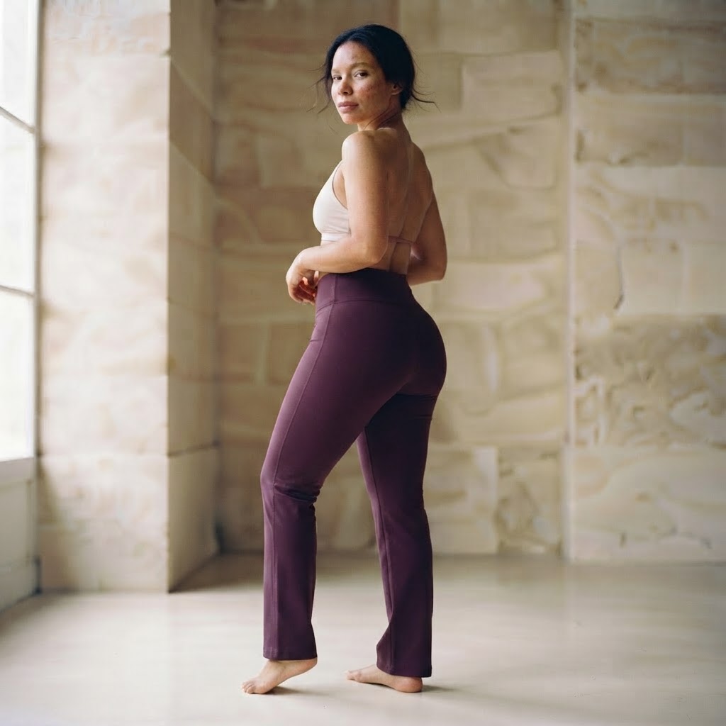 Flow Pants in Deep Plum