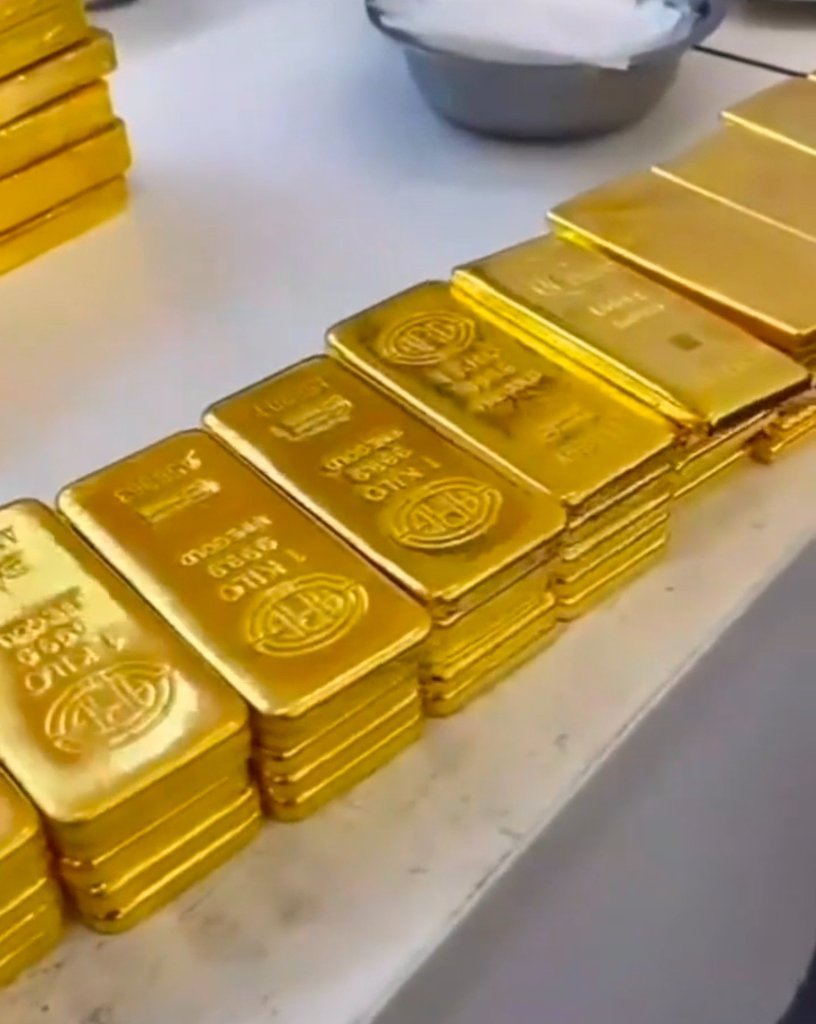 1 Kilo Gold Bar Rows
