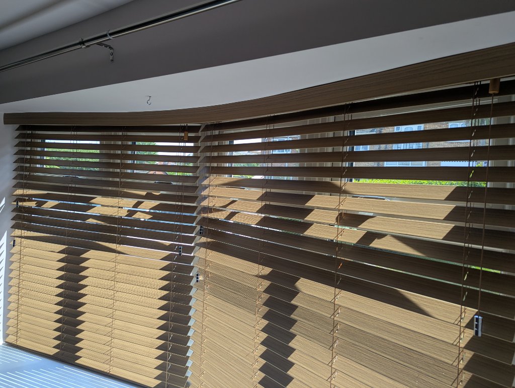 Venetian Blinds — Oak