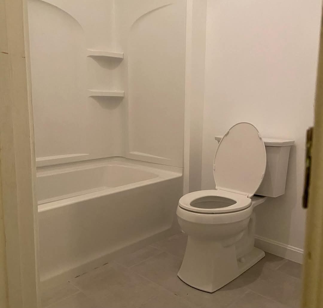 Bathtub Surround & Bathroom