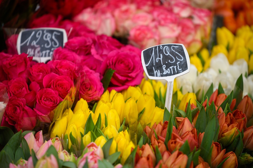 Flowers Market