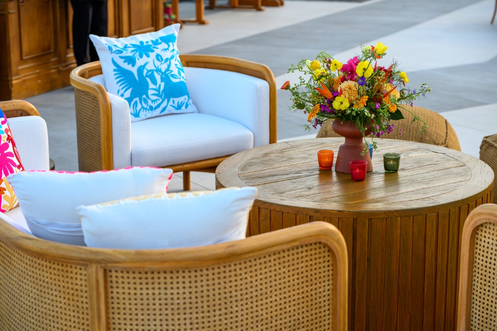 Courtyard Lounge