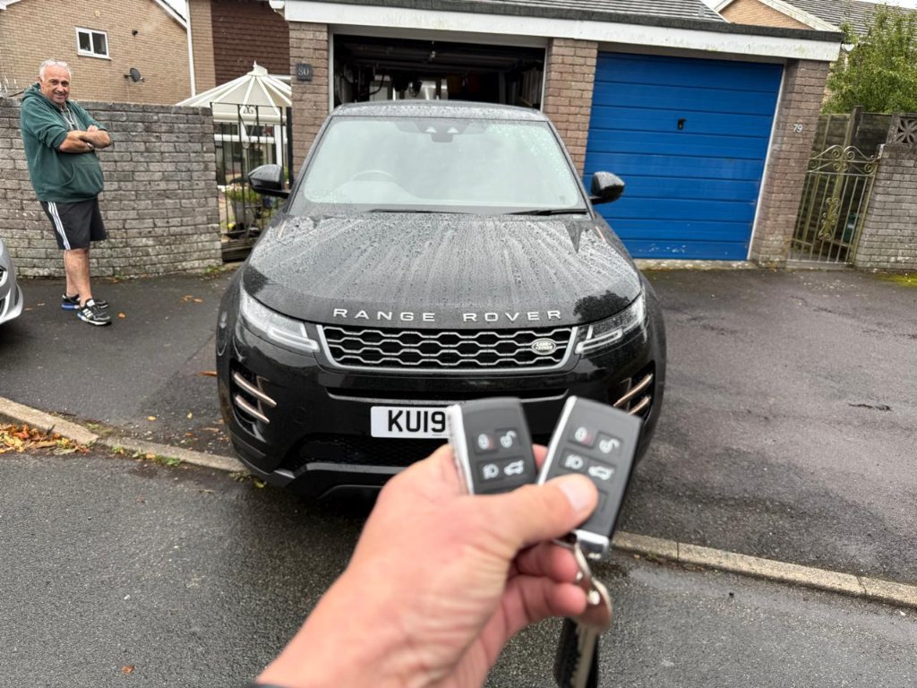 Range Rover Evoque — All Keys Lost